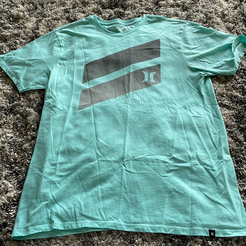 Hurley tshirt